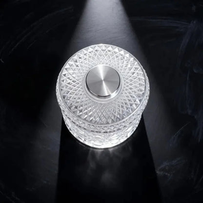 360° Spinning Star-Cut Crystal Glass for Whiskey and Cocktails