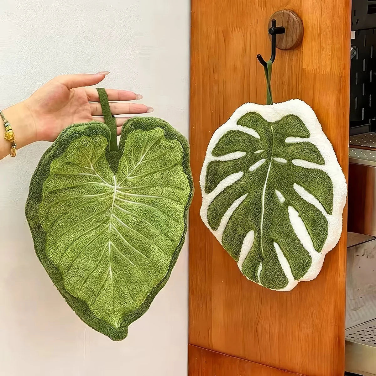Purpose-Built Botanical Leaf Microfiber Hand Towel for Everyday Use