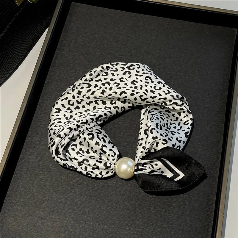 Pearl Necklace Scarf with an Easy Pop-On Design
