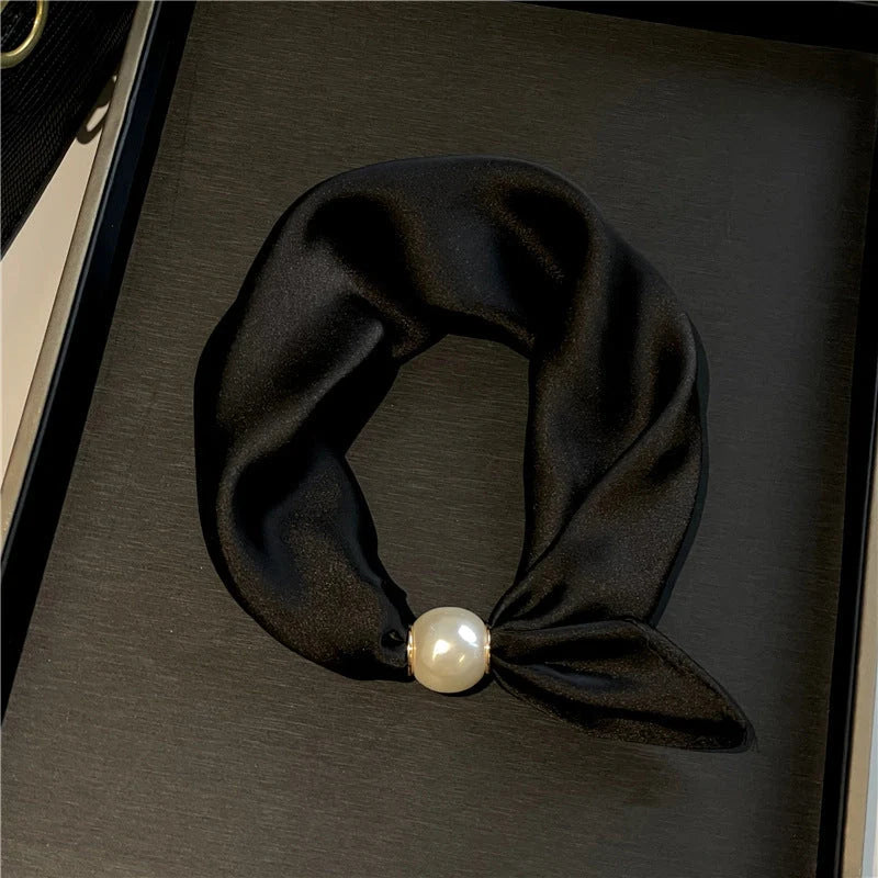 Pearl Necklace Scarf with an Easy Pop-On Design