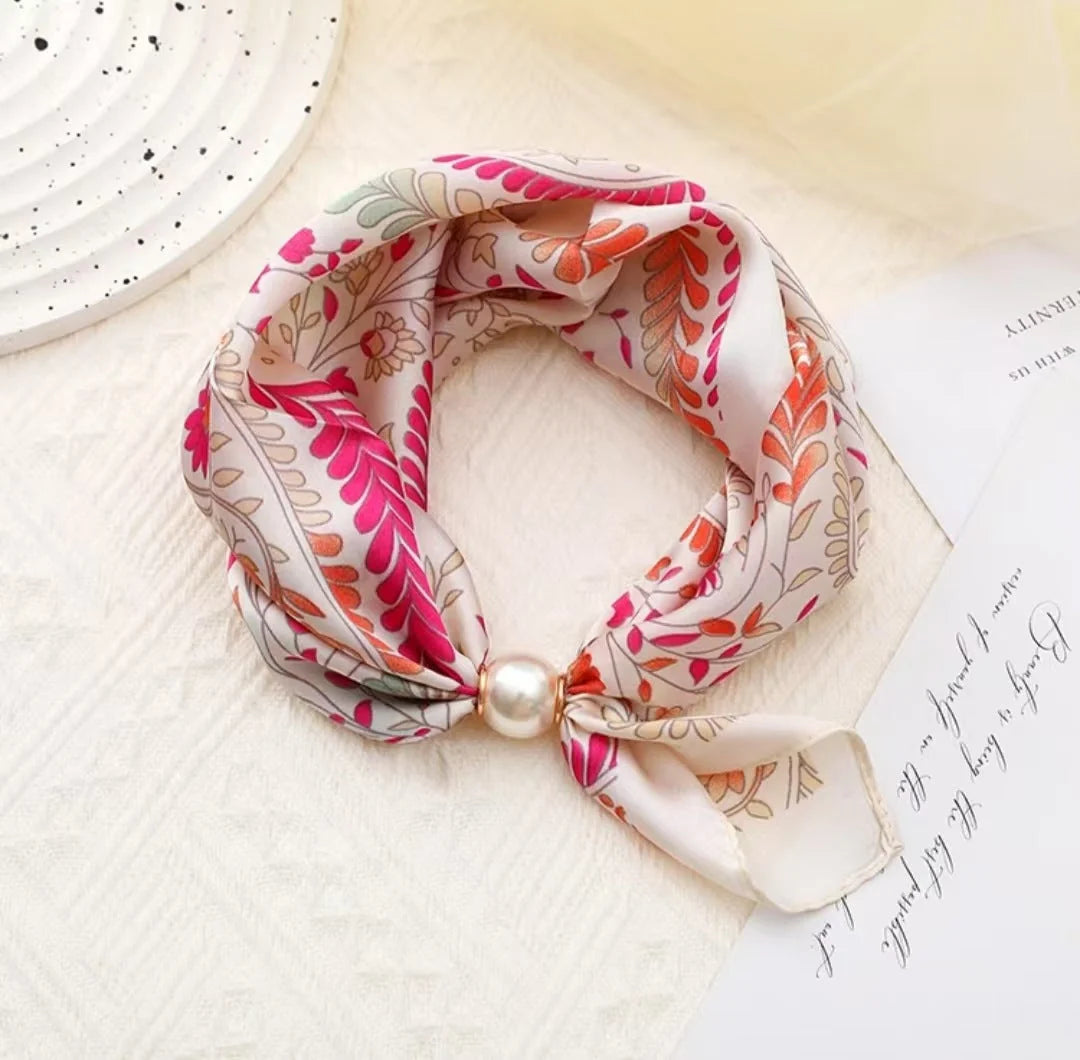 Pearl Necklace Scarf with an Easy Pop-On Design