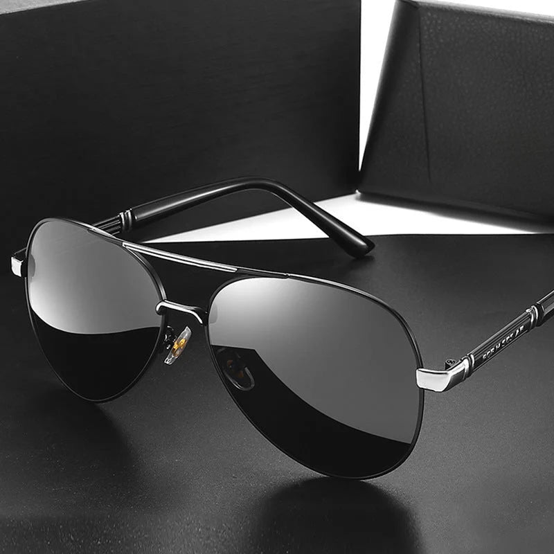 Distinctive Unisex Fashion Sunglasses for Everyday Wear