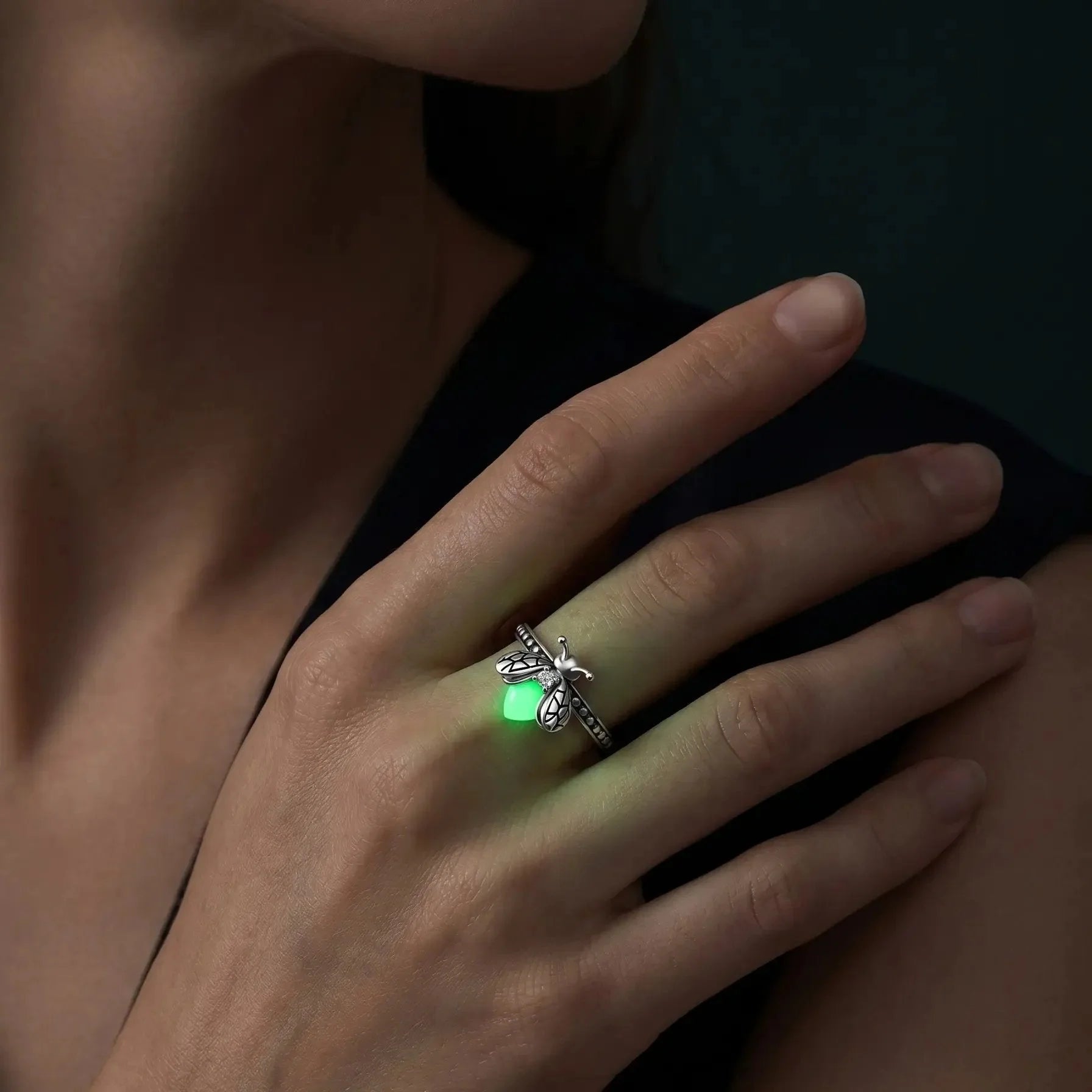 Distinctive Firefly Glow Ring S925 Silver – Luminous Nature-Inspired