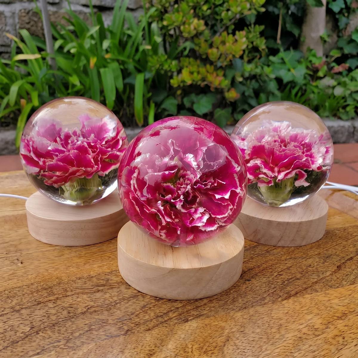 Hand-Poured Flower Resin Lamp with Warm Floral Night Light