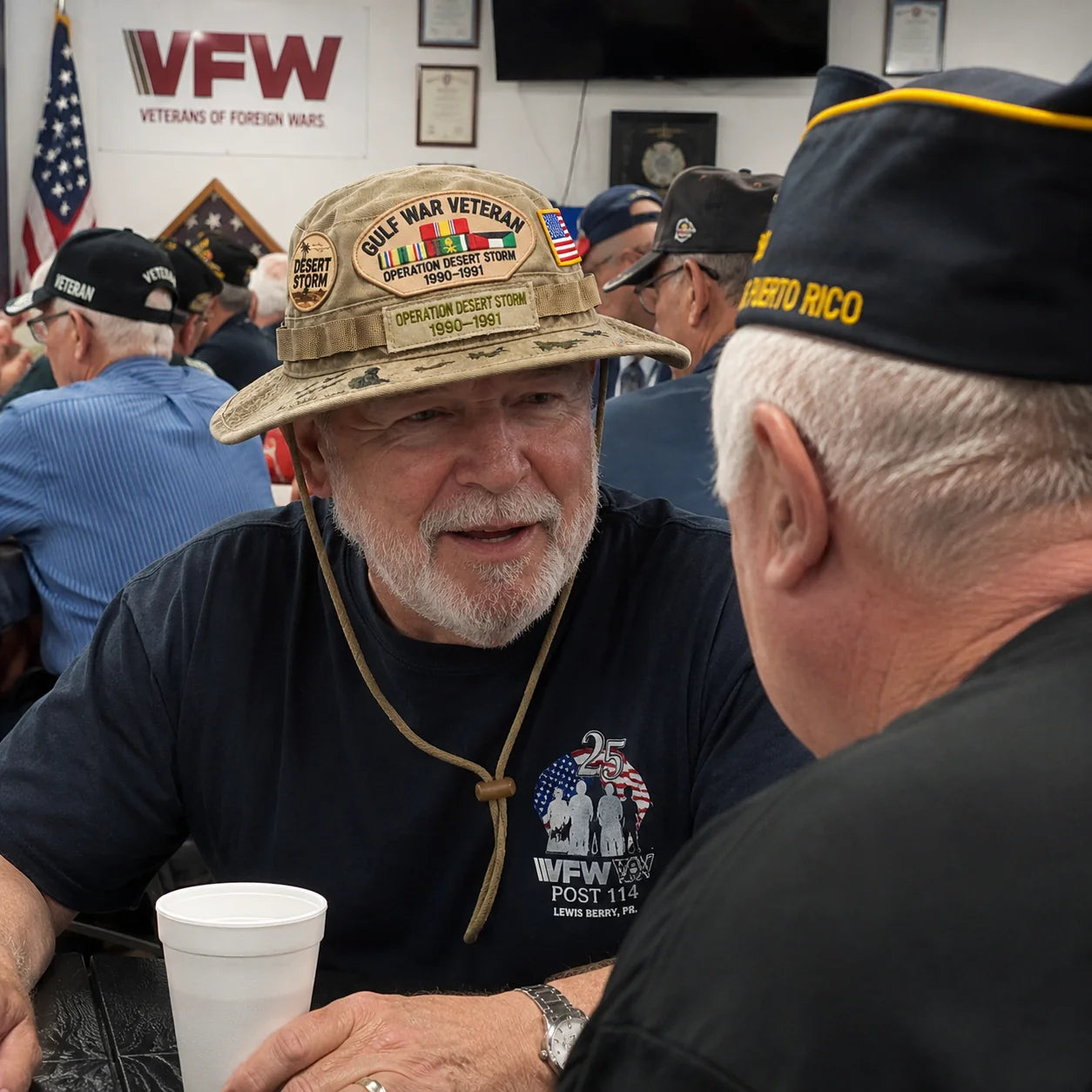 Distinctive Gulf War Veteran Desert Storm Tribute Boonie
