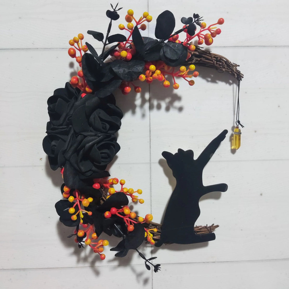 Decorative Light Up Your Door With a Magical Moon Cat