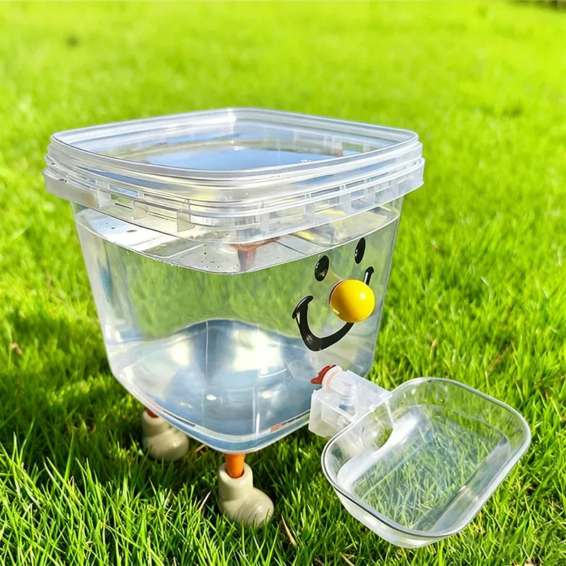 Distinctive Pet Water Dispenser with Large Capacity for Everyday Wear