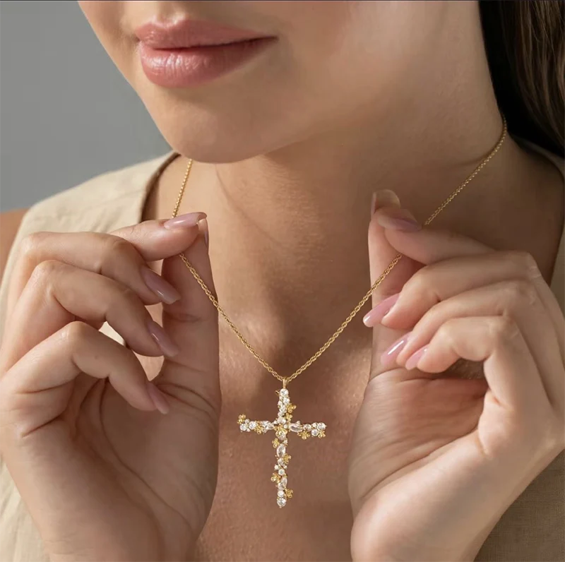 Pet-Friendly Radiant Cross Necklace – Twisted Chain, Petal