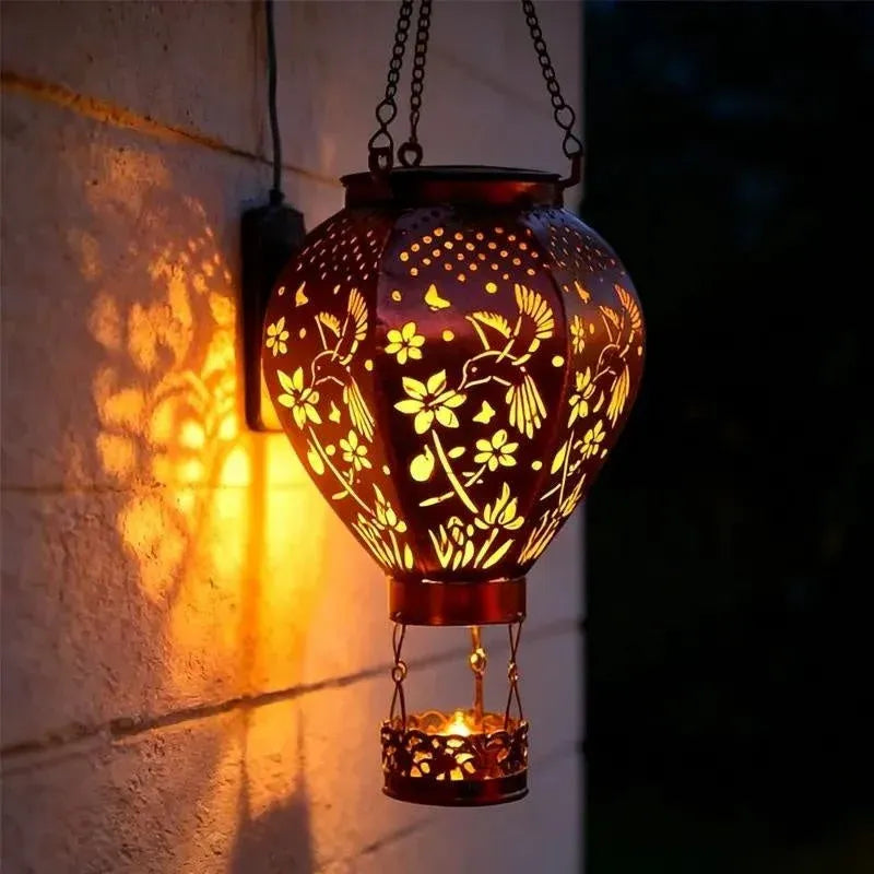 Outdoor Solar-Powered Hot Air Balloon Lantern for Garden Display