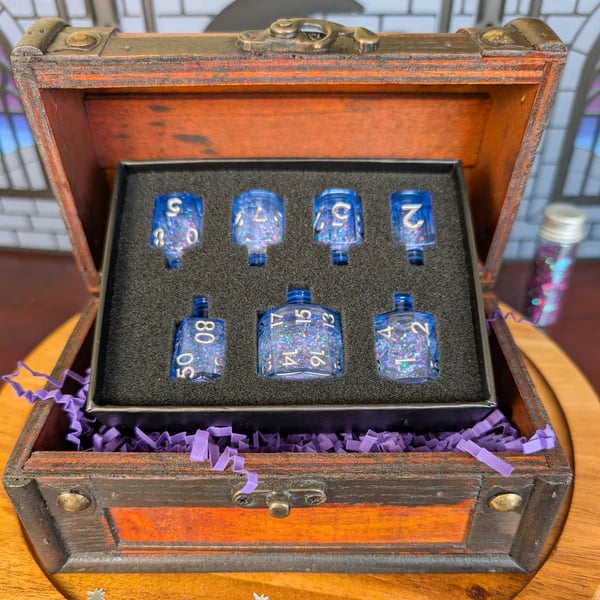 Purpose-Built Crescent Moon Liquid Core Potion Dice