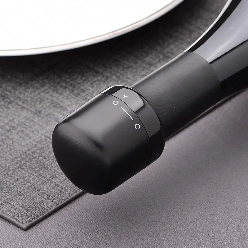 Leak-Resistant Bottle Stopper with a Reusable Vacuum Seal