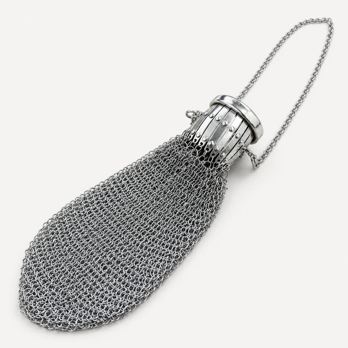 Purpose-Built Vintage-Inspired Metal Mesh Coin Purse – Expandable