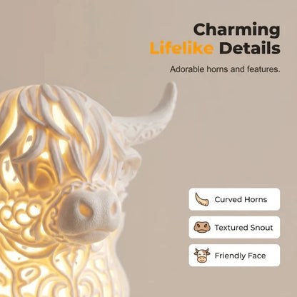 Decorative Warm Glow Highland Cow Table Lamp for Focused Lighting