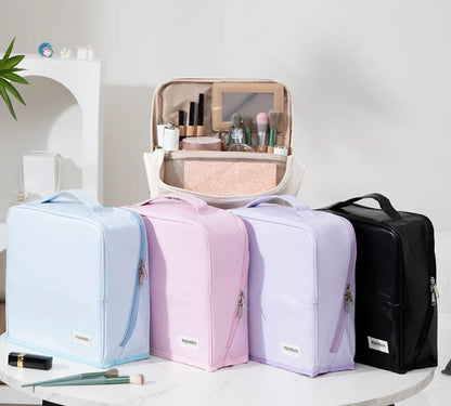 Distinctive Waterproof Large-Capacity Portable Makeup