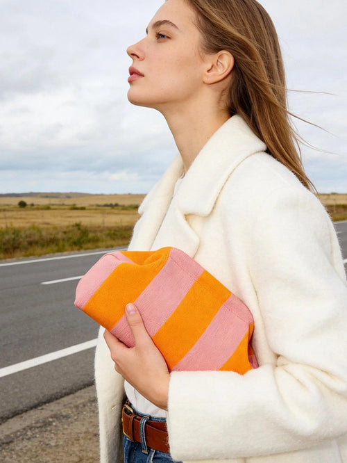 Space-Saving Women's Striped Cloud Handbag – Your New Go-To for Every