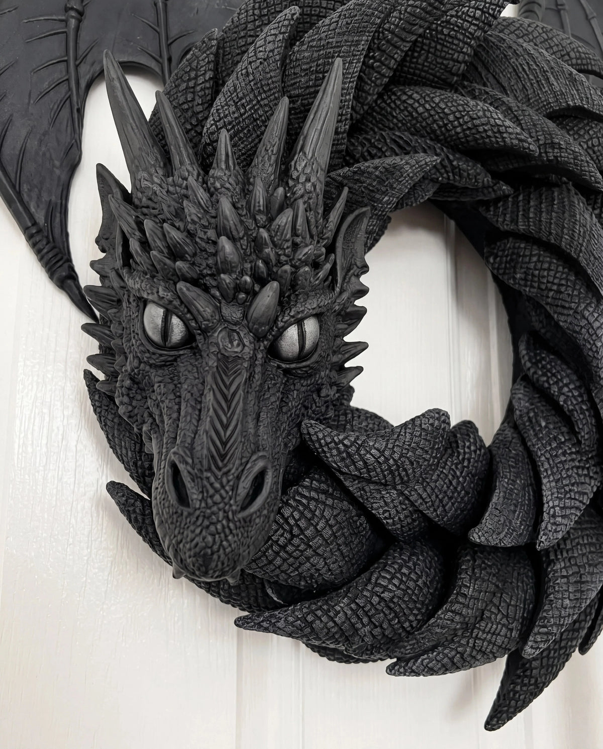 Task-Ready Gothic Dragon Wreath Front Door Decor for Home Upkeep