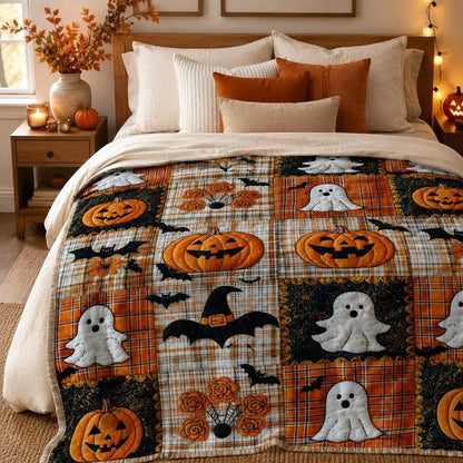 Decorative Pumpkin & Bat Flannel Throw Blanket, Soft Lightweight Cozy
