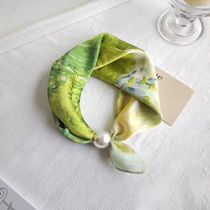 Printed Scarf with an Elegant Pearl Buckle Closure